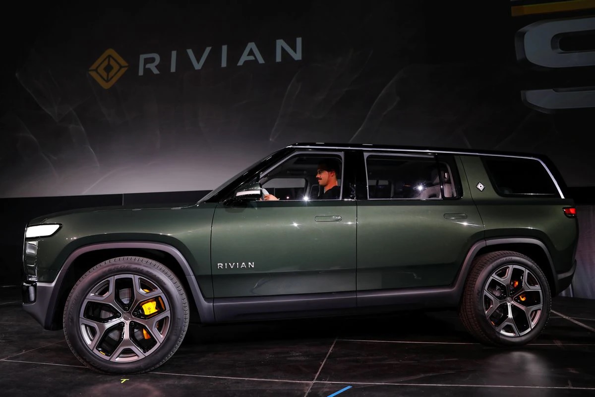 Amazon and Ford-backed Rivian Battles Losses to Launch IPO for Elevator Scenario post thumbnail image